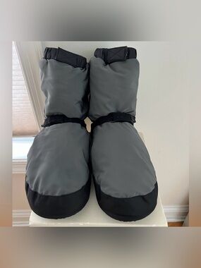 Bloch Gray Black Dance Booties